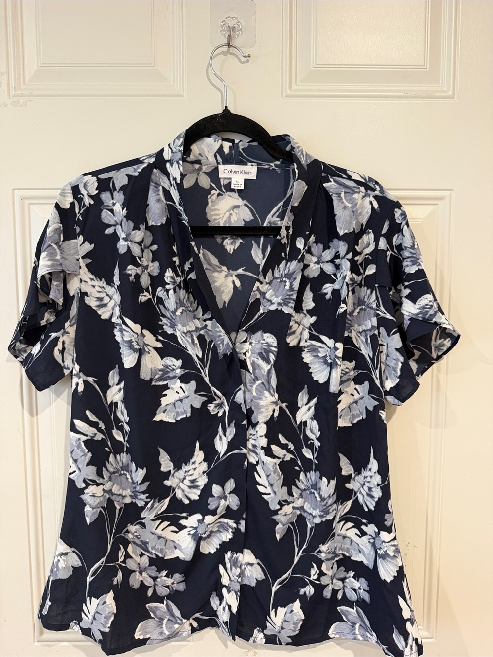 Calvin Klein Men’s Navy Blue and White Floral Short Sleeve Button-Down Shirt